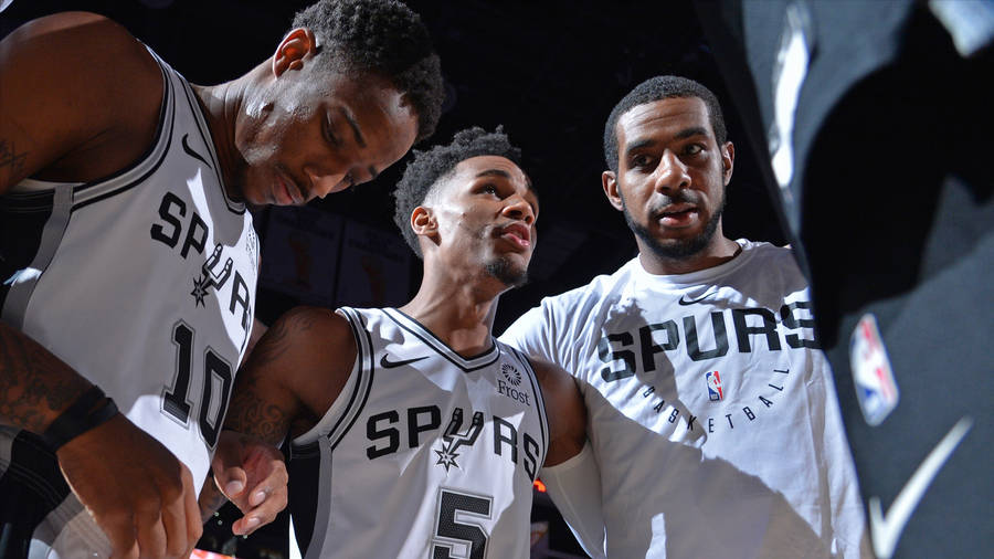 Dejounte Murray With Spurs Wallpaper