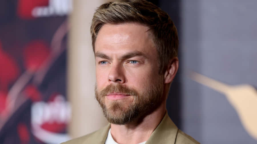 Derek Hough Red Carpet Appearance Wallpaper
