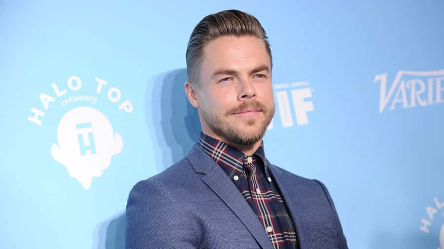 Derek Hough Red Carpet Style Wallpaper