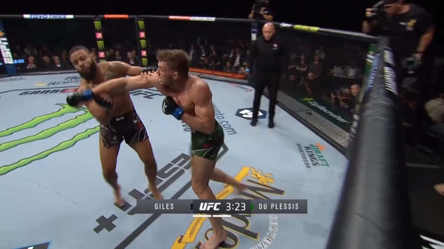 Dricus Du Plessis Versus Trevin Giles Wallpaper