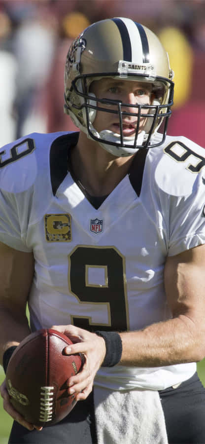 Dynamic Nfl Quarterbacks In Action Wallpaper