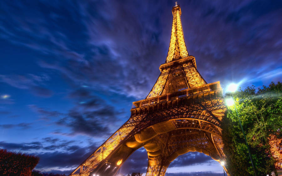 Eiffel Tower Close-up Wallpaper