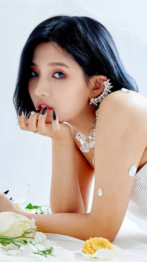 Elegant Beauty Floral Backdrop Wallpaper