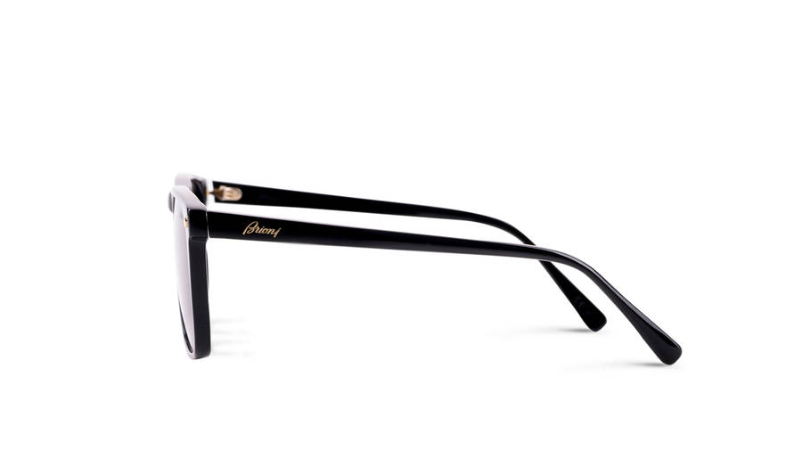 Elegant Brioni Men's Suit Wallpaper