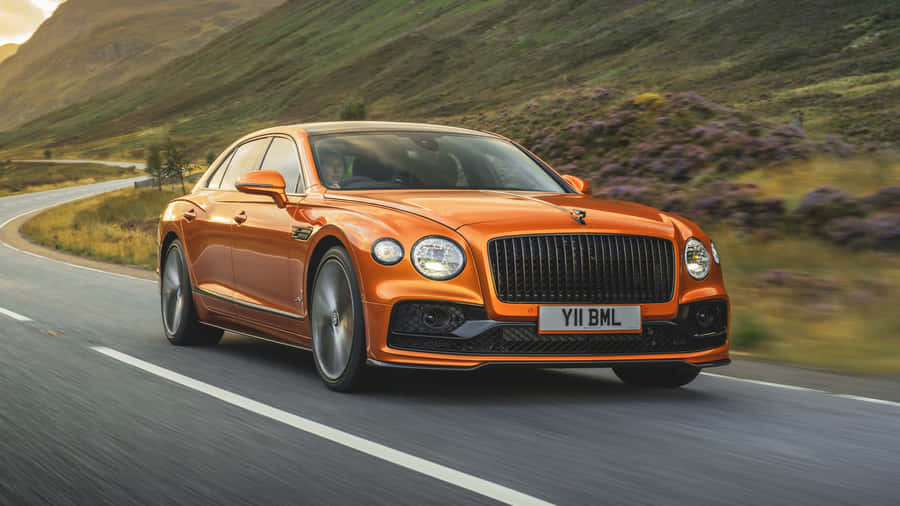 Elegant & Chic Bentley Flying Spur Wallpaper