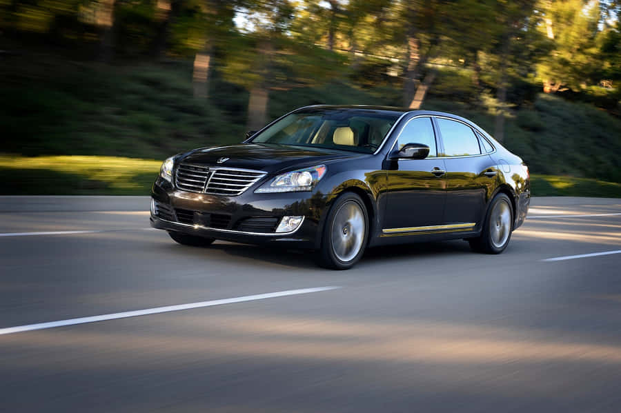 Elegant Hyundai Equus In Motion Wallpaper