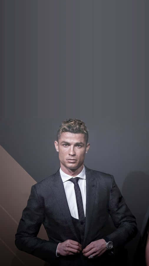 Elegant Manin Suit Wallpaper