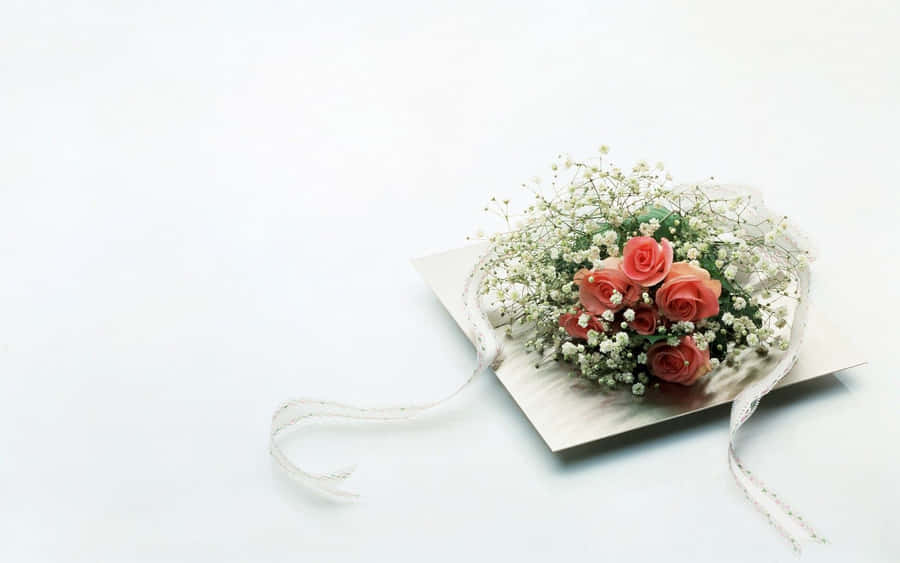 Elegant Wedding Flower Arrangement Wallpaper