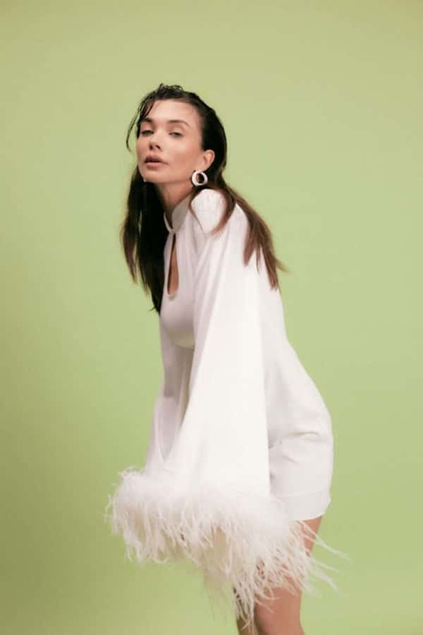 Elegant White Dress Green Backdrop Wallpaper