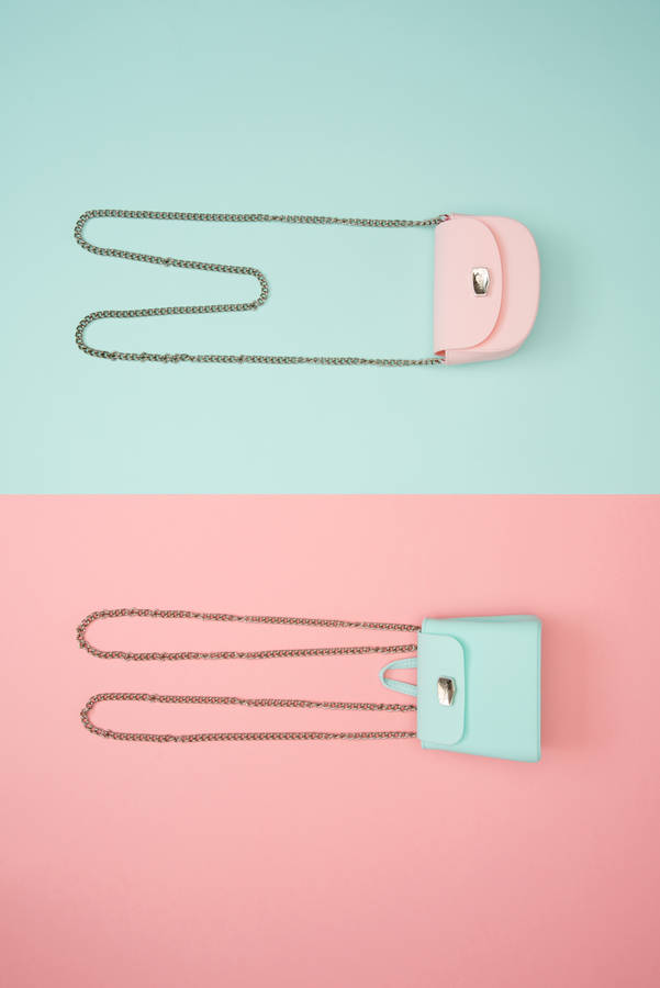 Elegant Woman With A Pink Hat Wallpaper