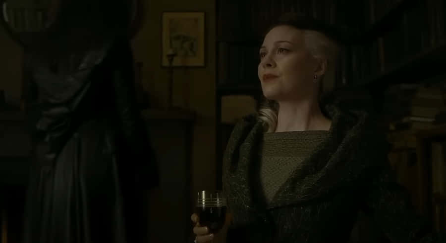 Elegant Womanwith Wine Glass Wallpaper