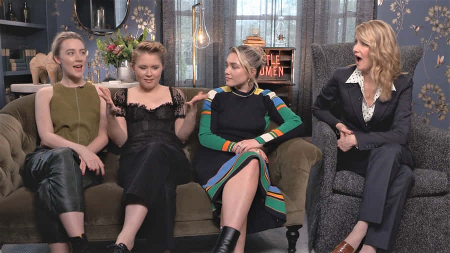 Eliza Scanlen In Glamorous Pose Wallpaper