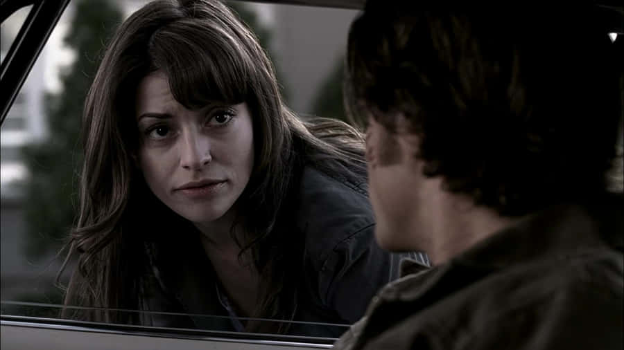 Emmanuelle Vaugier Captivating Pose Wallpaper