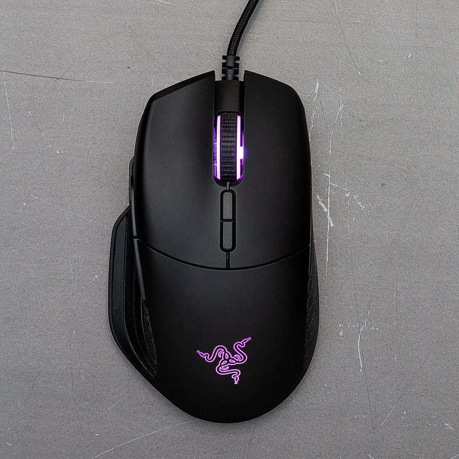 Enhance Your Gaming Experience With The Latest Gaming Accessories. Wallpaper