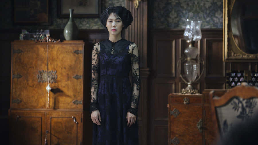 Enigmatic Scene From The Handmaiden Film Wallpaper
