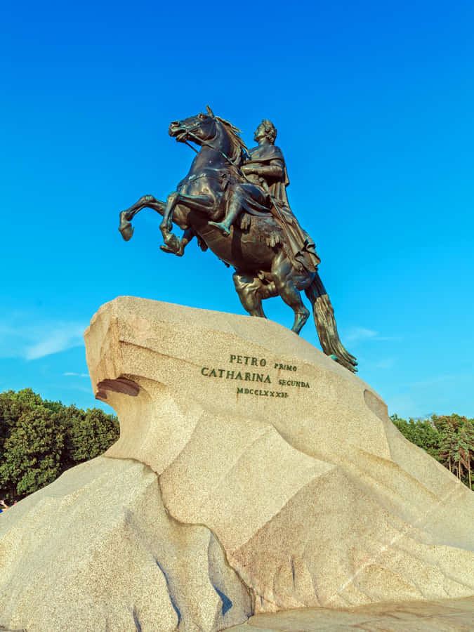 Enjoy A Peaceful Sunny Day Out In Nature. Wallpaper