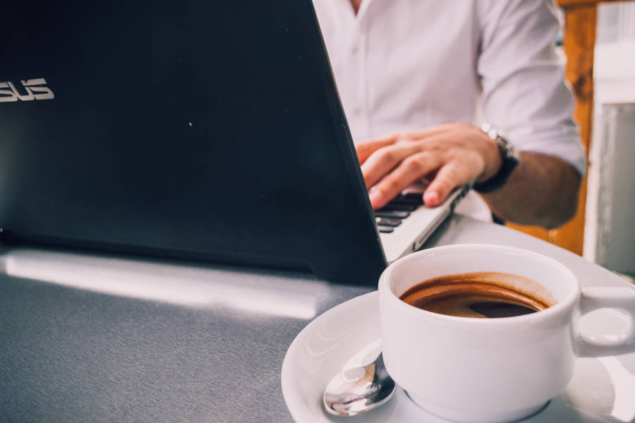 Enjoy Simplicity With An Asus Laptop Wallpaper