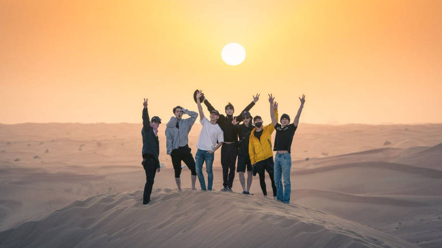 Exo In Dubai Photoshoot Wallpaper