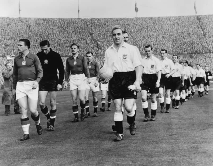 Ferenc Puskás And English Billy Wright Wallpaper