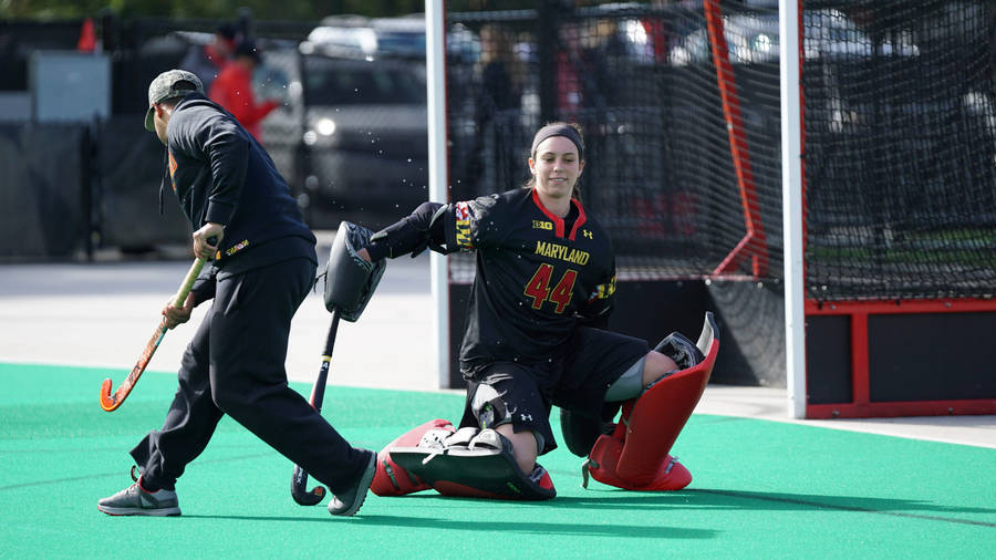 Field Hockey Maryland Goalkeeper Wallpaper