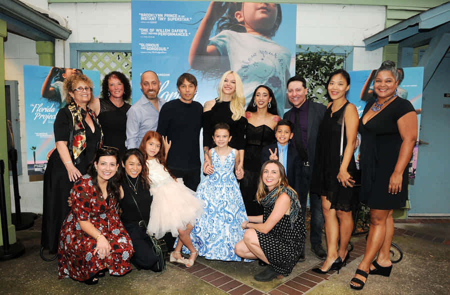 Florida Project Castand Crew Wallpaper