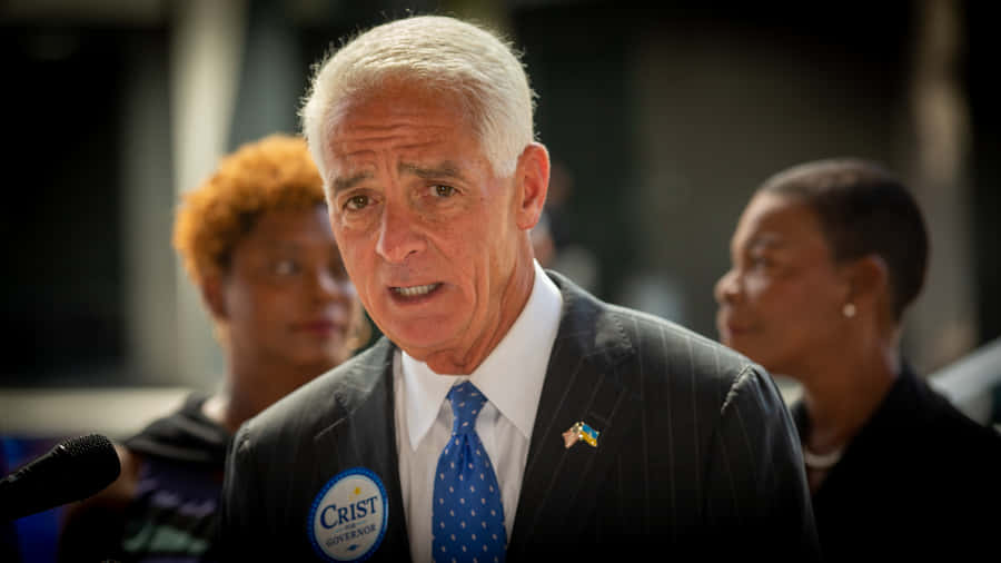 Florida's Charlie Crist Delivering A Passionate Speech Wallpaper