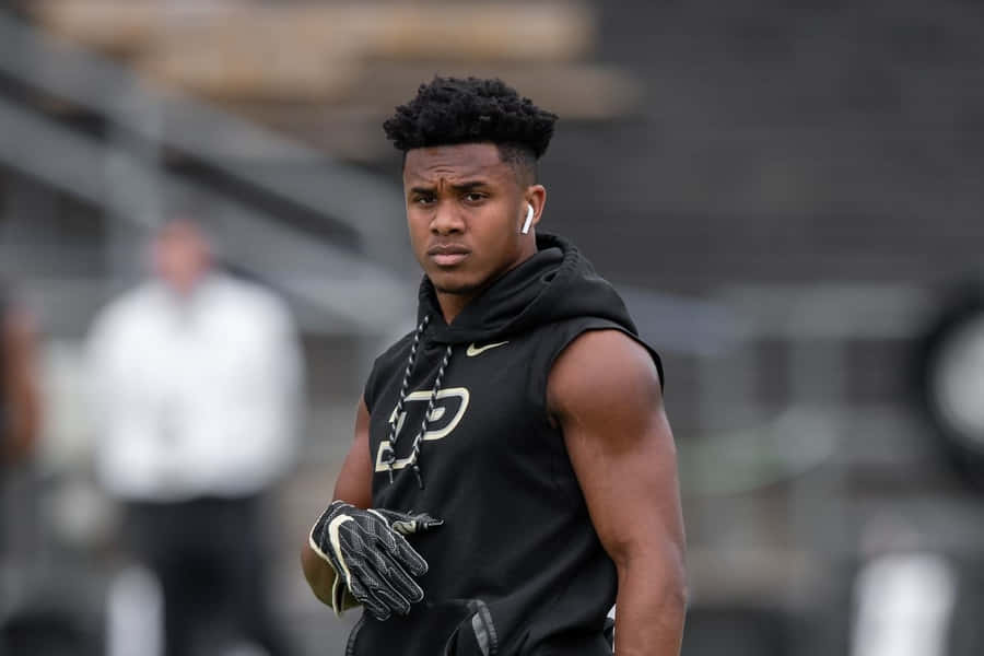 Focused Athlete Preparation Wallpaper