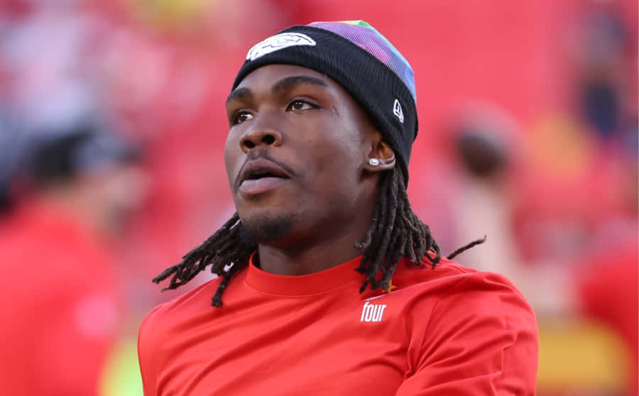 Focused Athlete Red Jersey Wallpaper