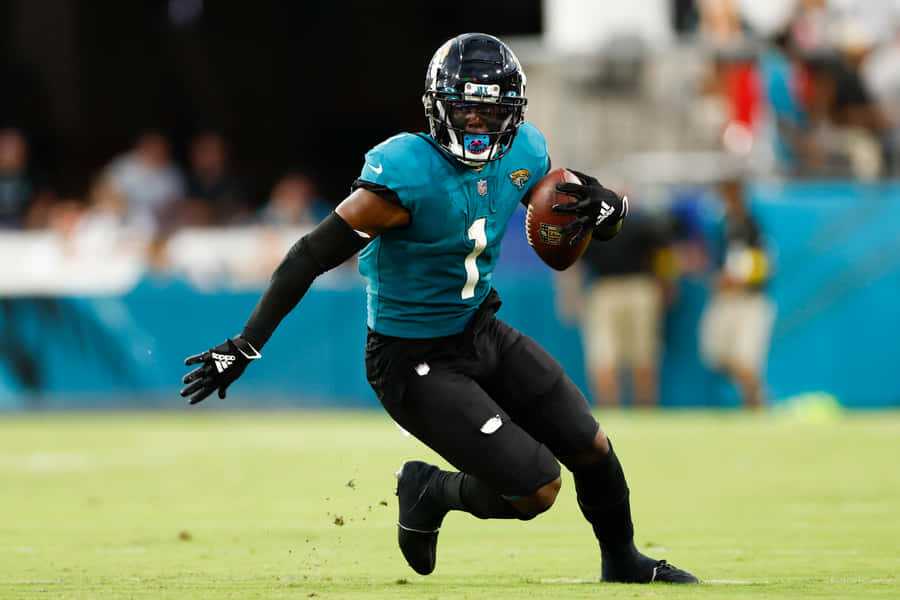 Football Player Action Shot Wallpaper