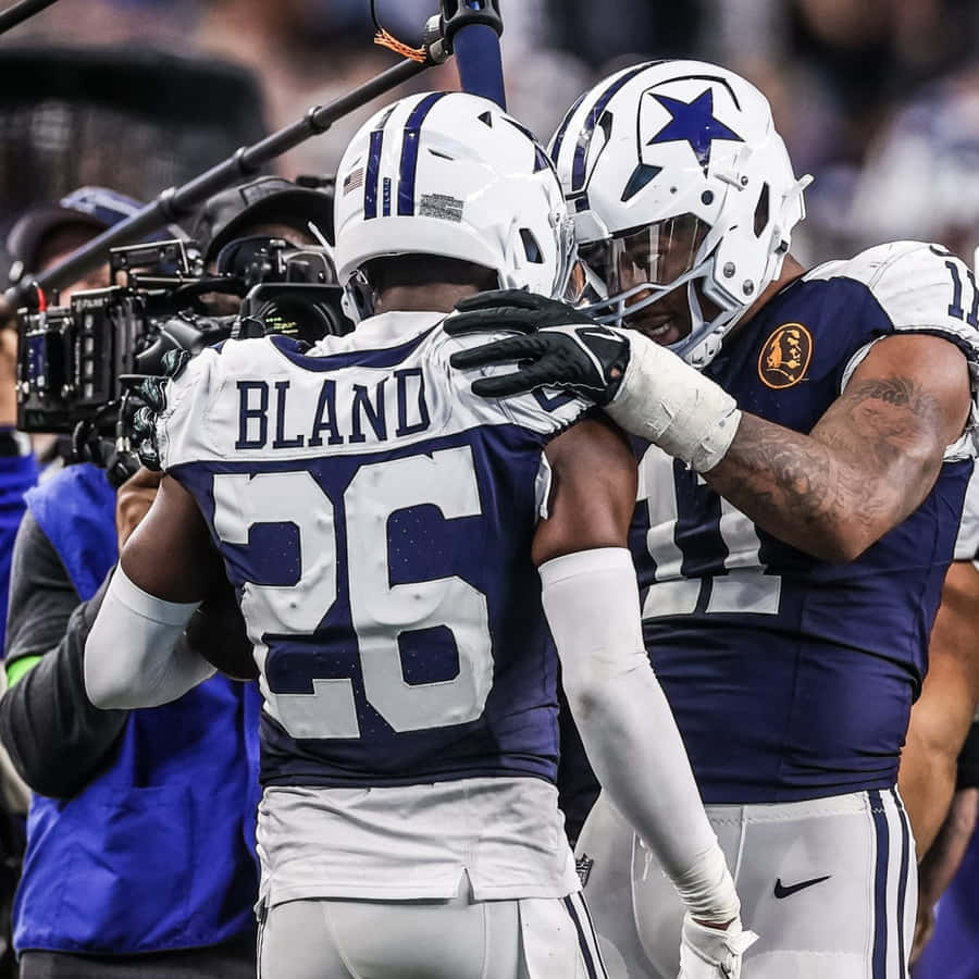 Football Player Celebration26 Bland Wallpaper