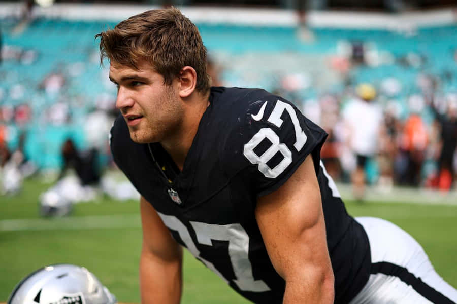 Football Player Preparation87 Wallpaper