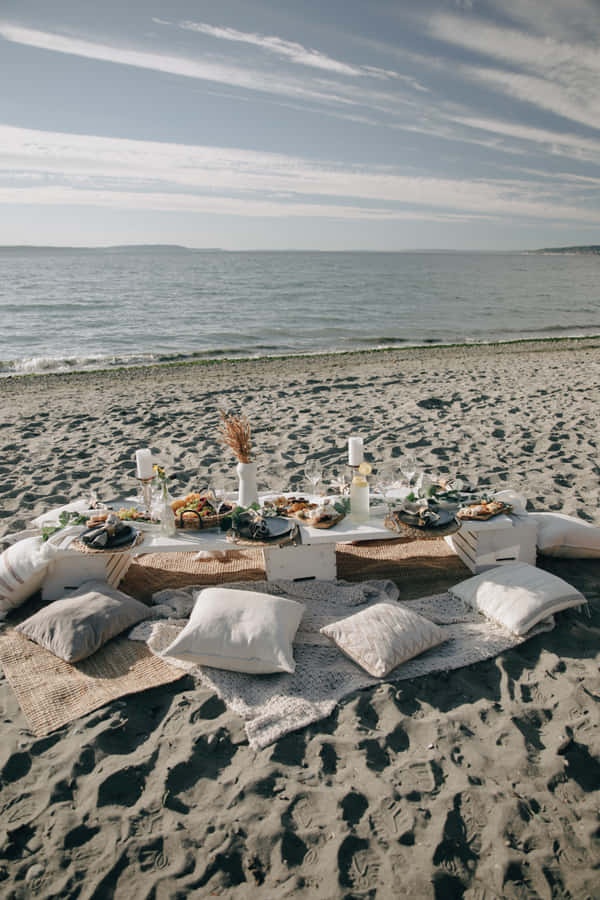 Fun And Relaxing Beach Picnic Wallpaper