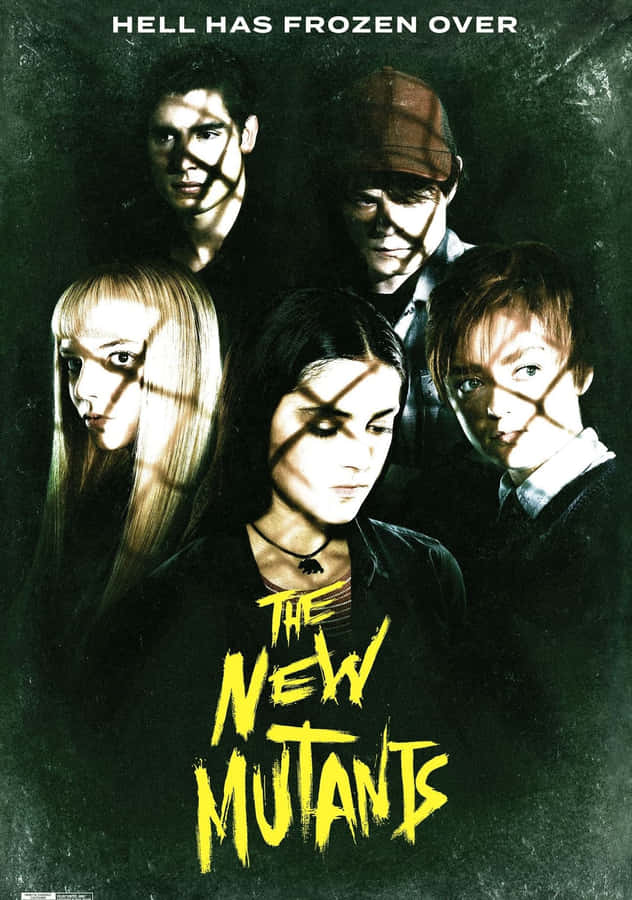 Futuristic Mutants In Action Wallpaper