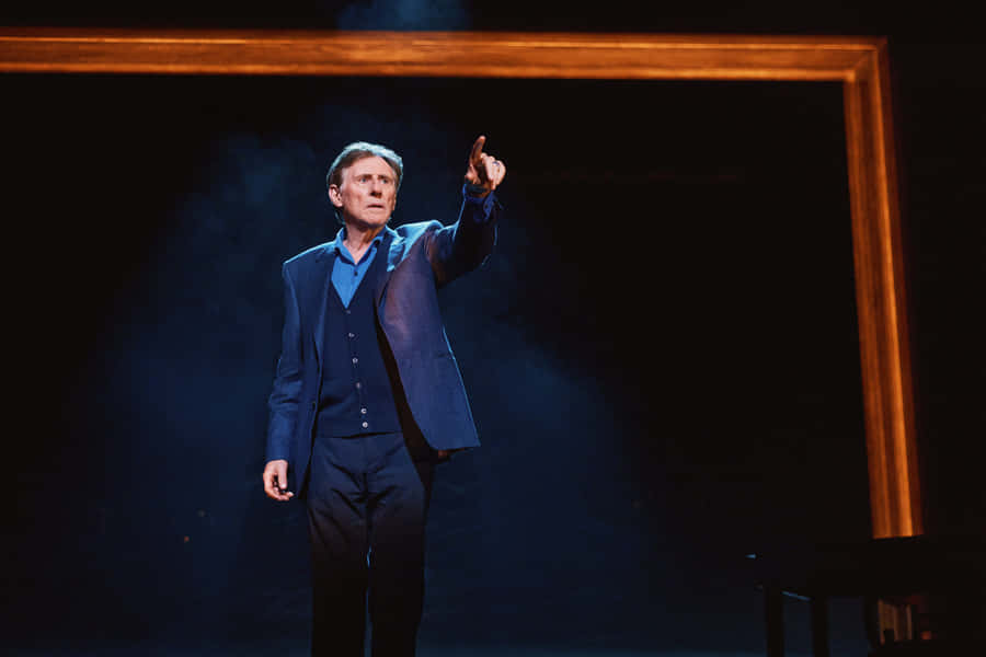 Gabriel Byrne 2560 X 1707 Wallpaper