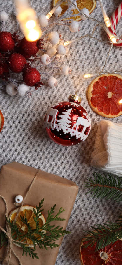 Galaxy S25 Holiday Photography Wallpaper