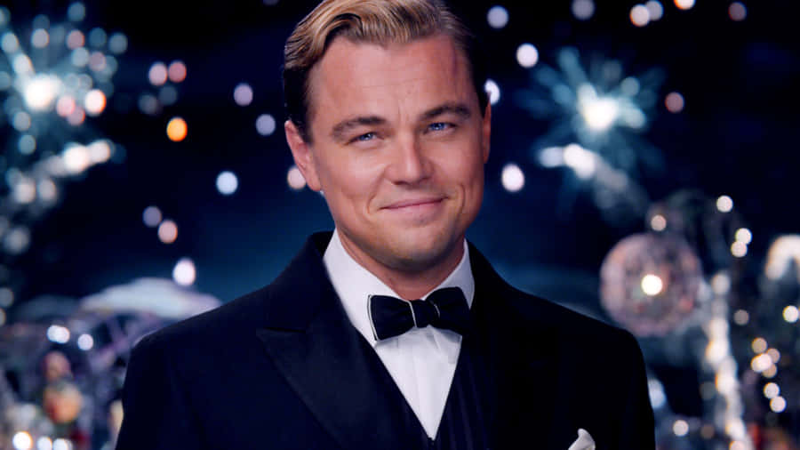 Gatsby At The Lavish Party Wallpaper