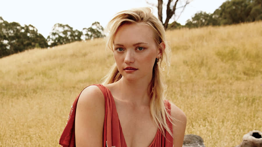 Gemma Ward: Glamorous & Mesmerizing Wallpaper