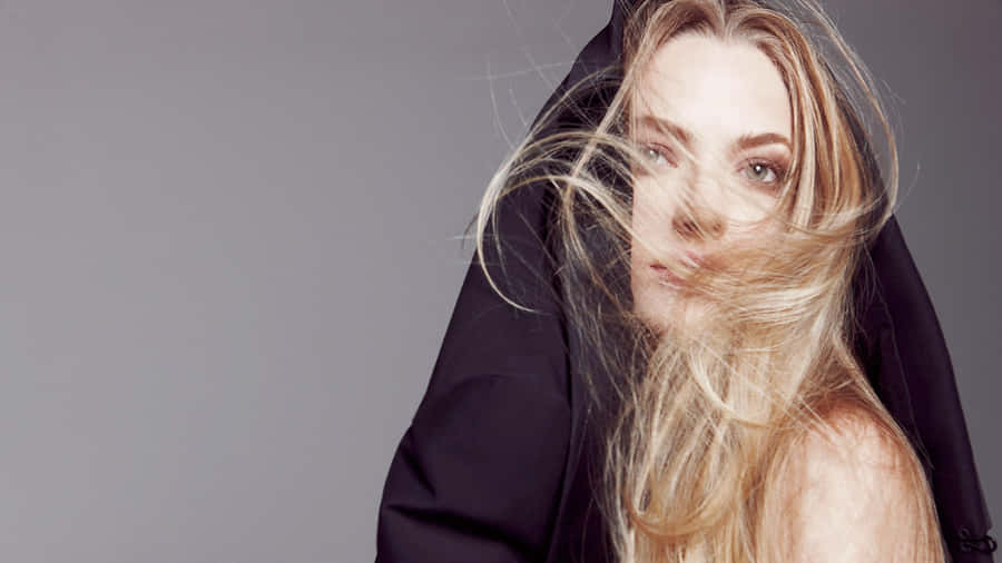 Gemma Ward Posing During A Photoshoot Wallpaper