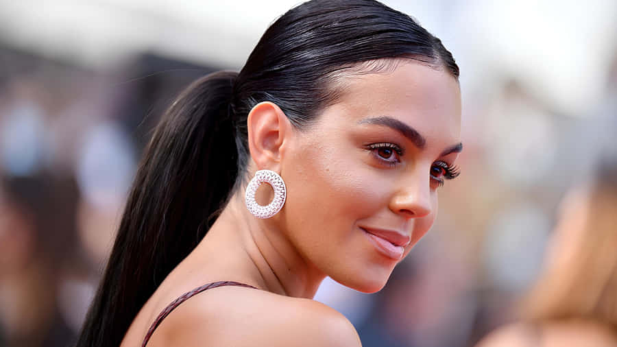 Georgina Rodríguez Elegant Look Wallpaper