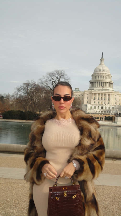 Georgina Rodríguez Fashion Statement Wallpaper