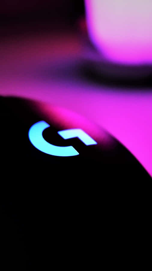 Get An Edge On Your Opponents With A Pro Gaming Mouse Wallpaper