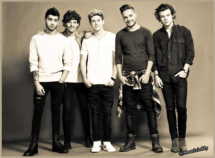 Get Ready For 2018 With The Latest One Direction Laptop Wallpaper