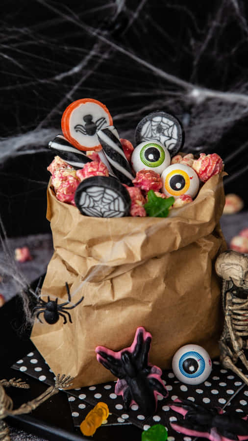 Get Ready For Halloween With Trick Or Treat Bags! Wallpaper