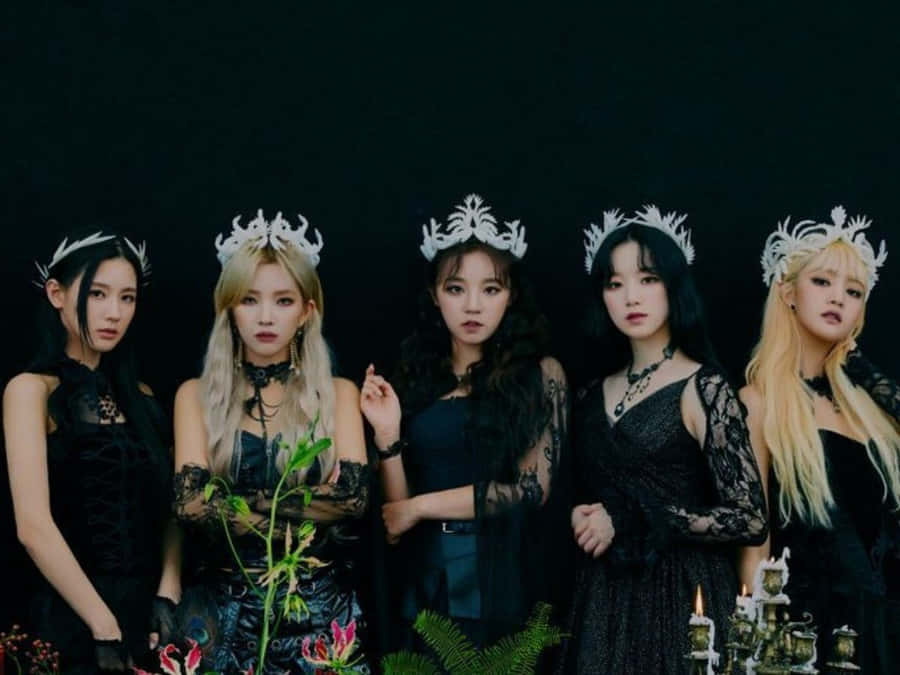 Gidle Dark Queens Photoshoot Wallpaper
