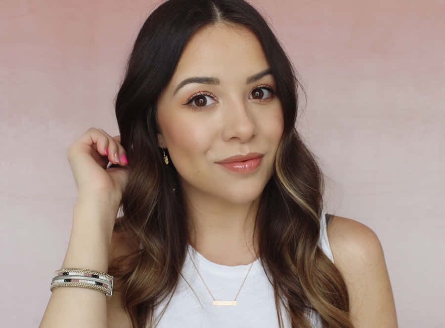 Girl Adorned With Stunning Spring Makeup Wallpaper