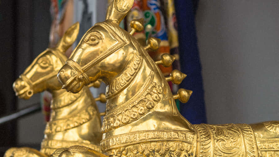 Golden Horse Award Statues Wallpaper