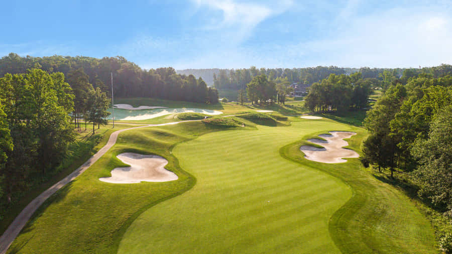 Golf Green Scenic Beauty Wallpaper