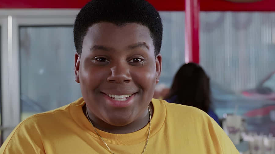 Good Burger Smiling Employee Wallpaper