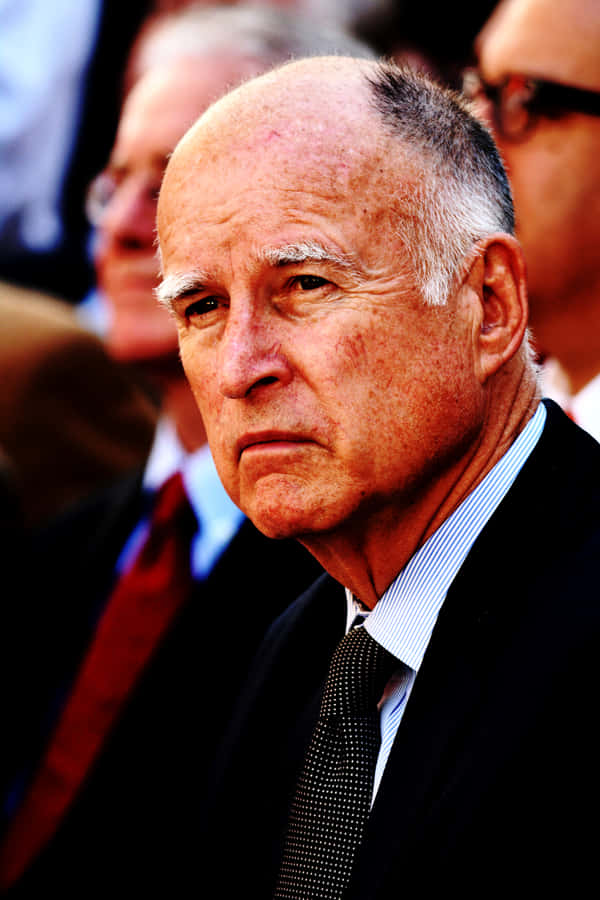 Governor Jerry Brown Talking To Californians Wallpaper