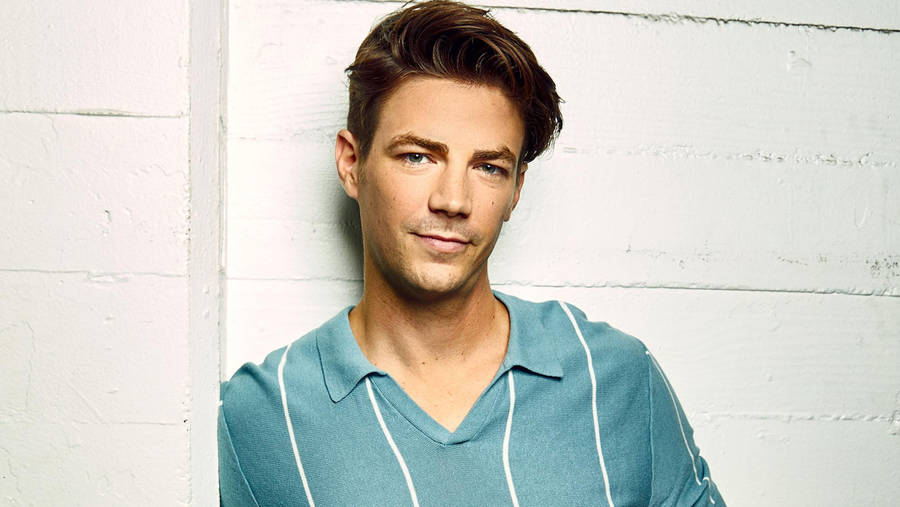 Grant Gustin Tv Actor Wallpaper